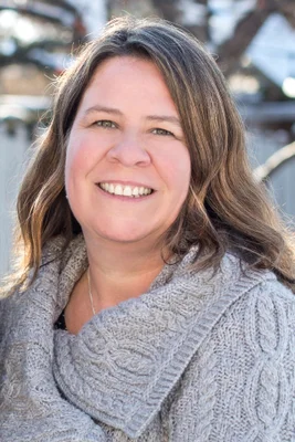 Image of Helen Shutt, Associate